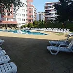 Noks 1st Line Appartement Sveti Vlas